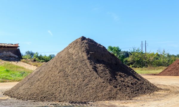 Black Dirt Delivery in Ballwin