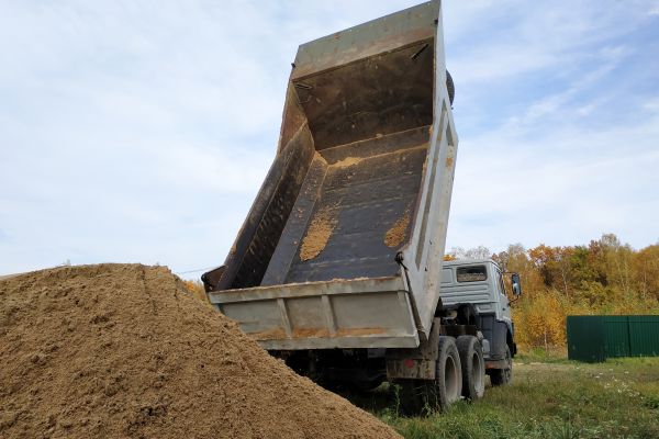 Topsoil Delivery in Ballwin