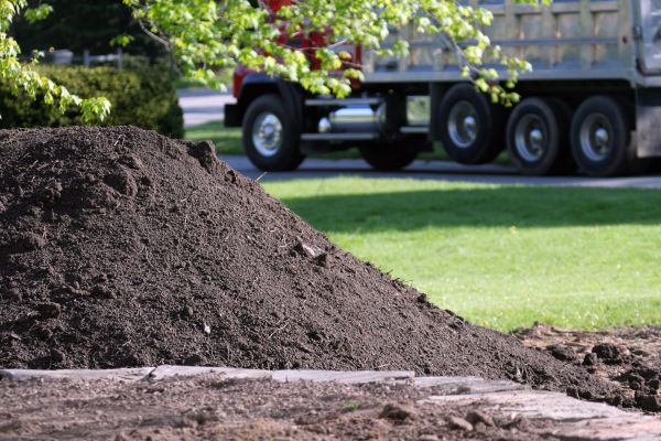 Yard Dirt Delivery in Ballwin