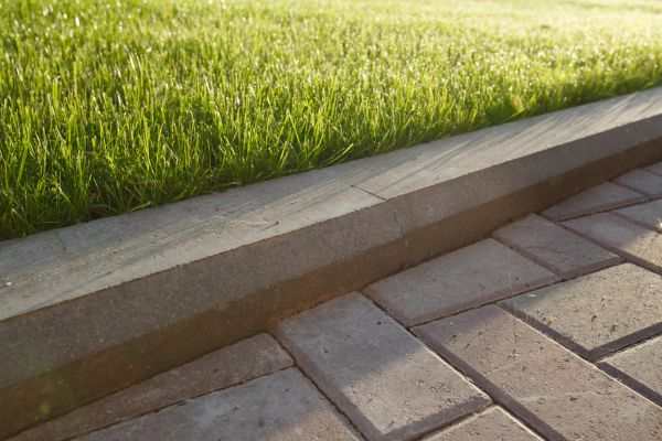 Lawn Edging Replacement in Ballwin